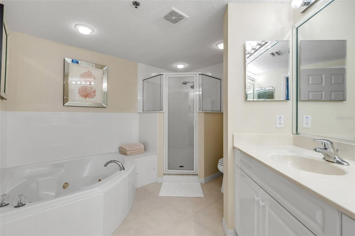 5300 ATLANTIC AVENUE — photo 34 of 91