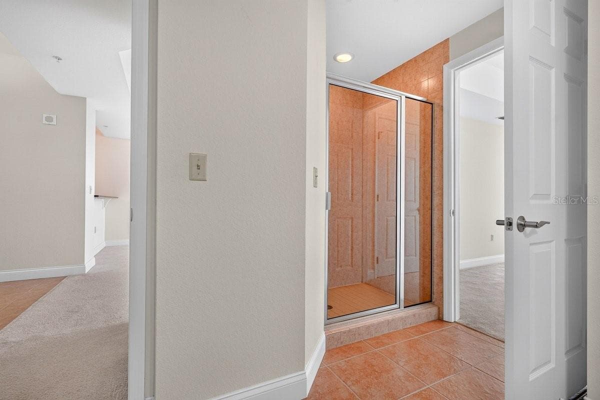 2801 RIDGEWOOD AVENUE — photo 35 of 78