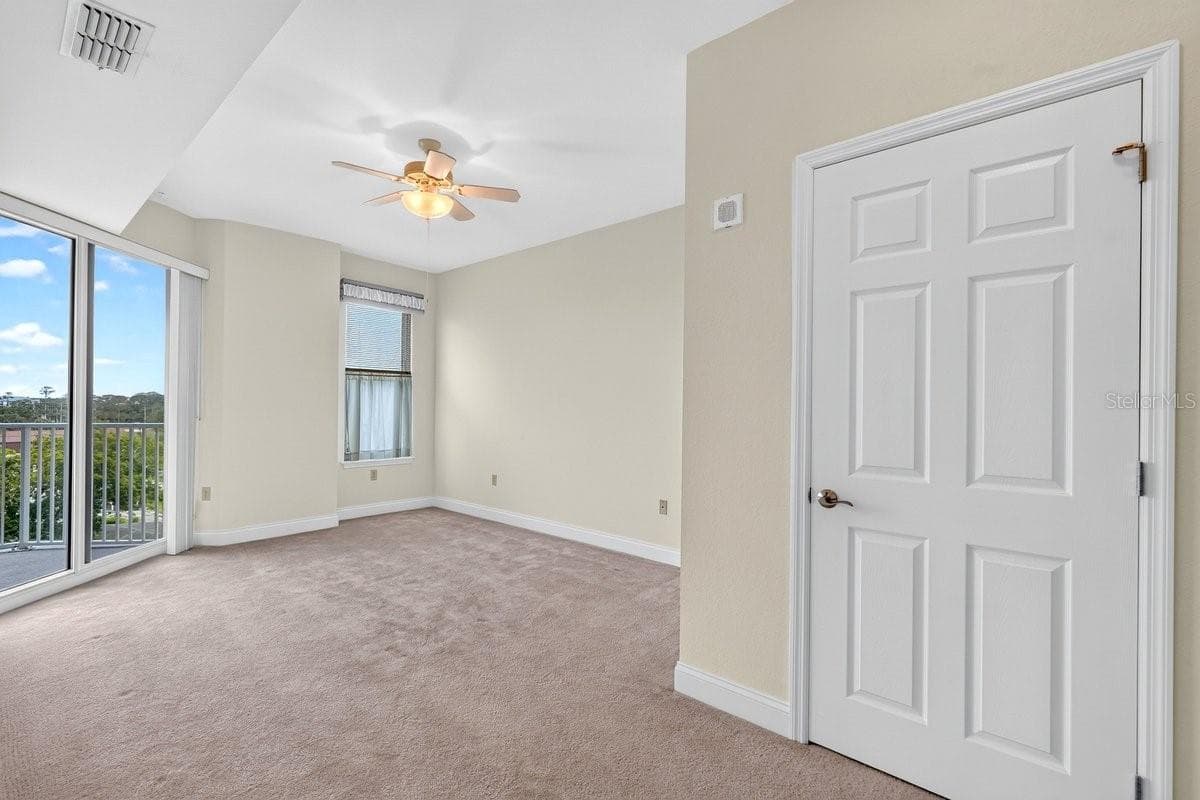 2801 RIDGEWOOD AVENUE — photo 39 of 78