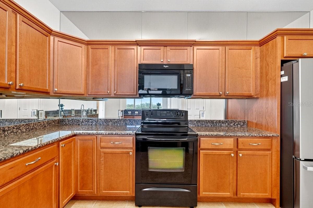 2801 RIDGEWOOD AVENUE — photo 49 of 78