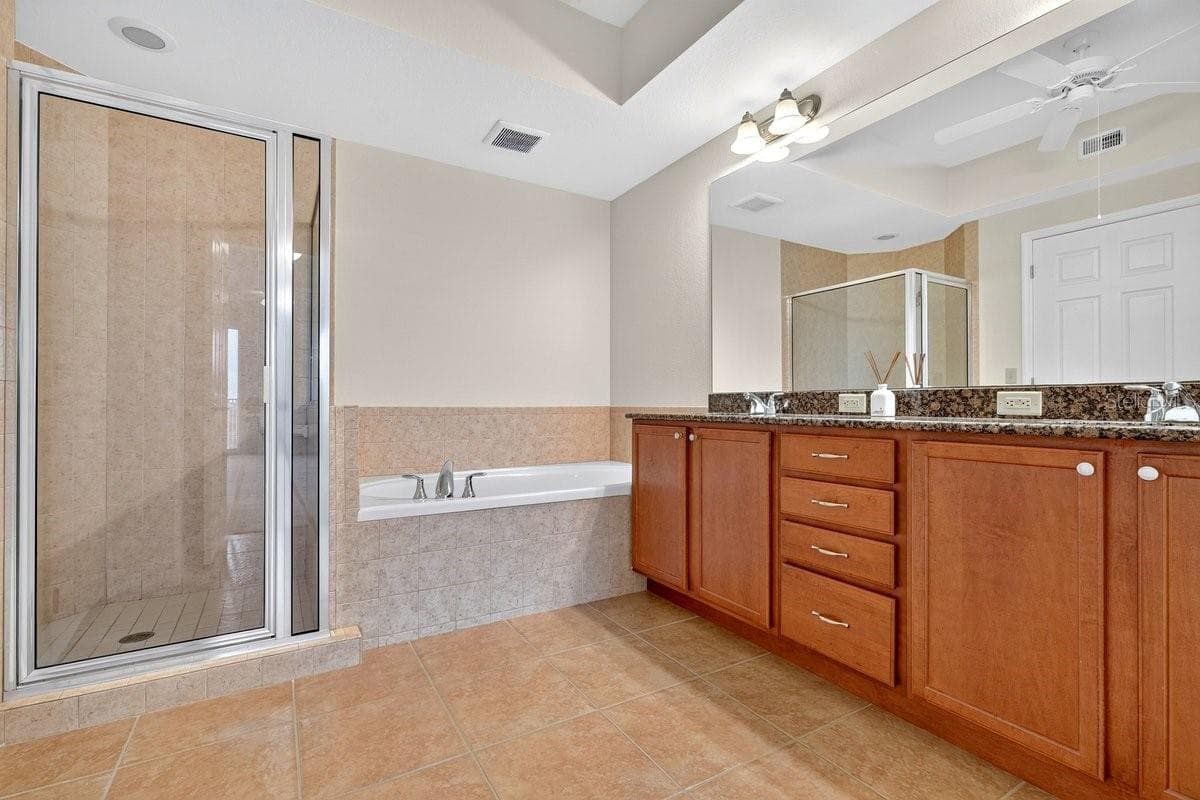 2801 RIDGEWOOD AVENUE — photo 10 of 78