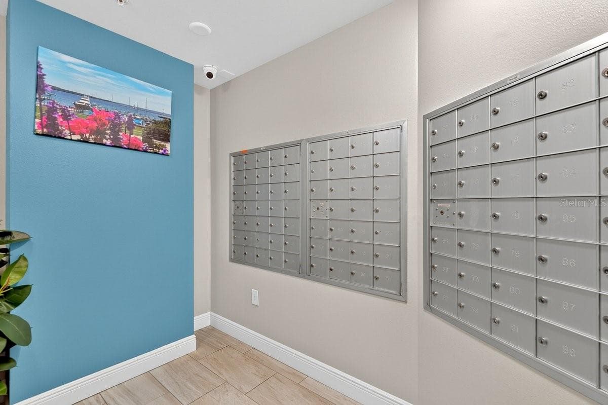 2801 RIDGEWOOD AVENUE — photo 66 of 78