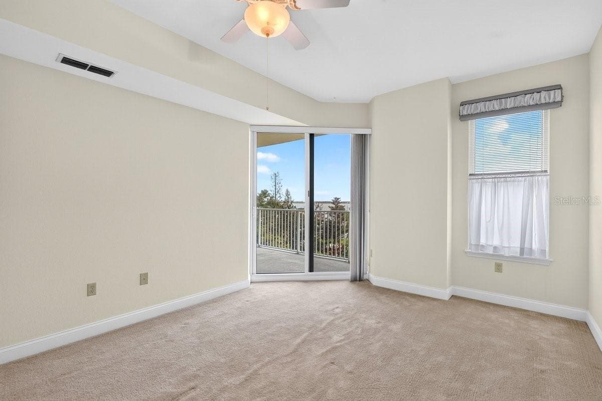 2801 RIDGEWOOD AVENUE — photo 43 of 78