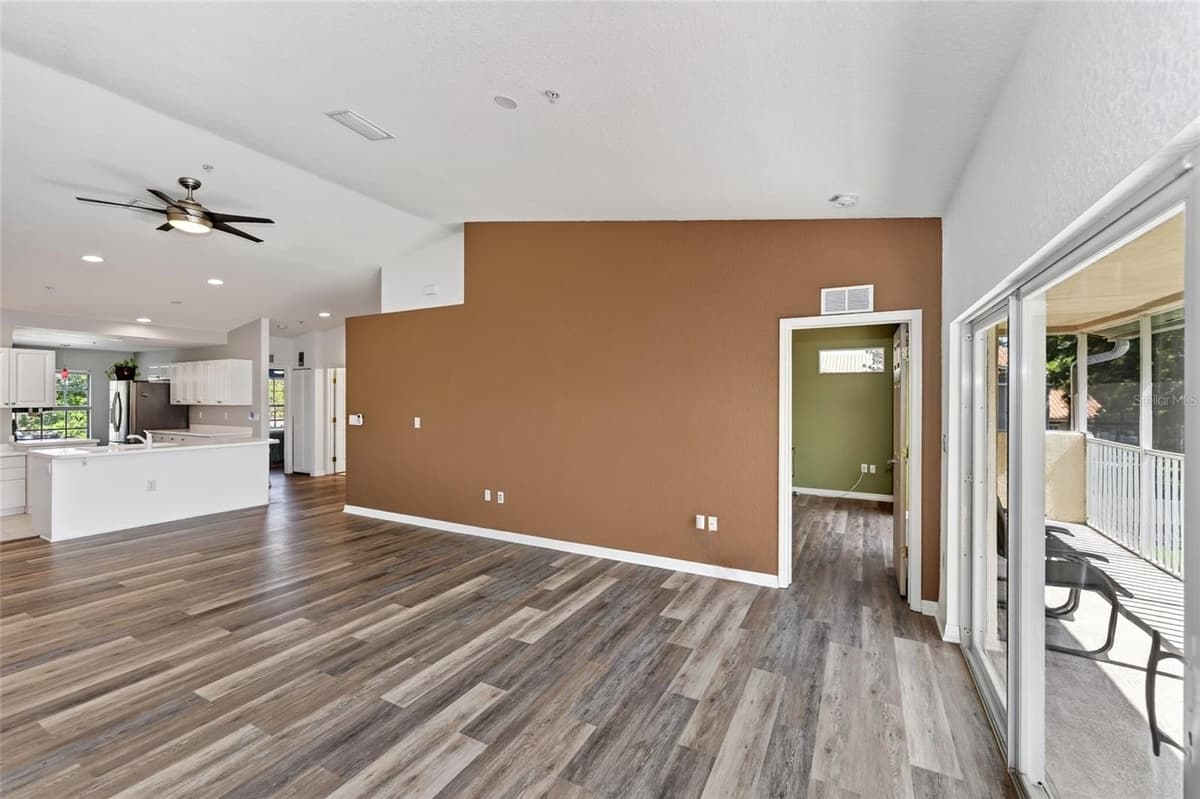 7092 STRAND CIRCLE — photo 19 of 64