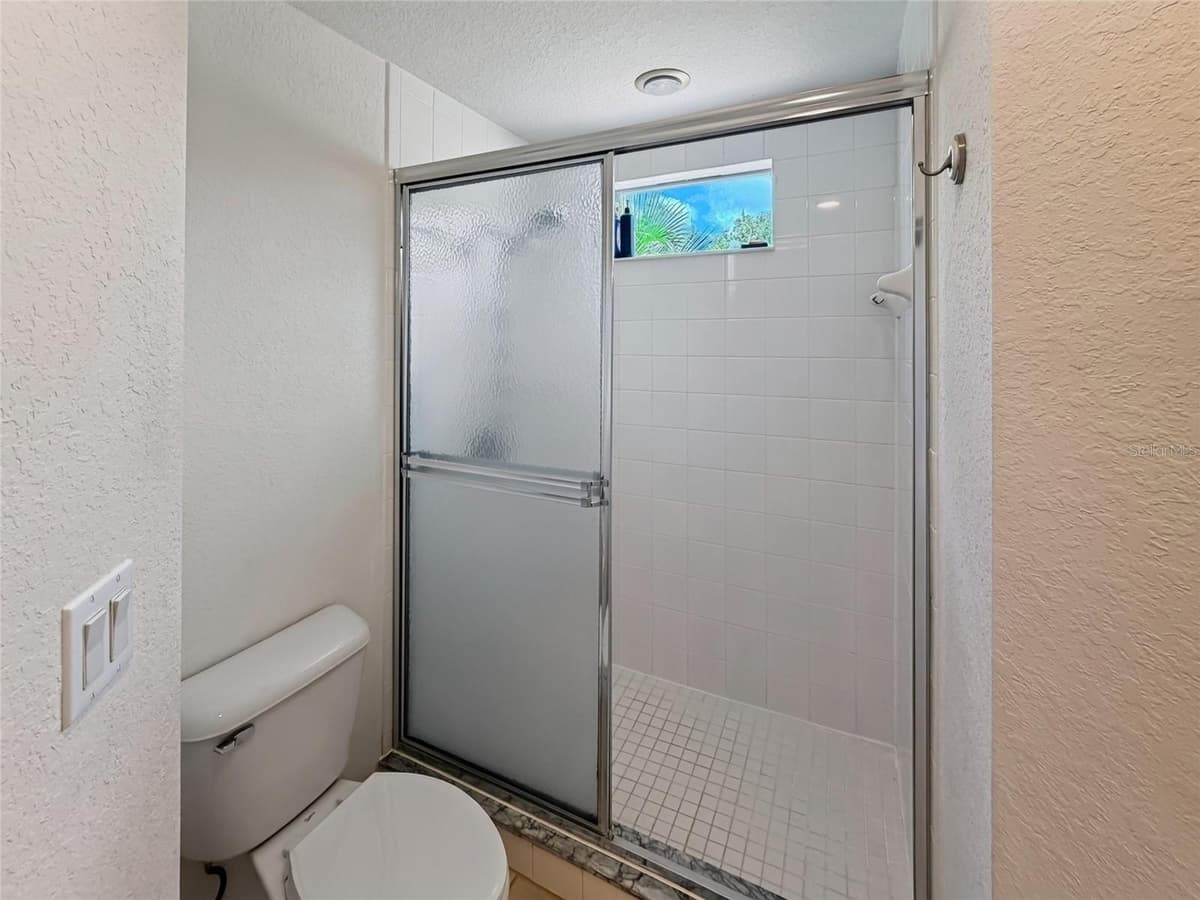 7092 STRAND CIRCLE — photo 31 of 64