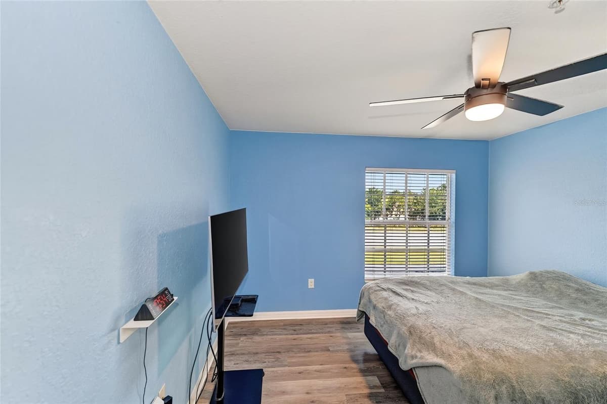 7092 STRAND CIRCLE — photo 34 of 64