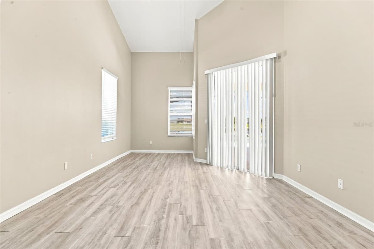 1526 CHERRY LAKE WAY — photo 44 of 81