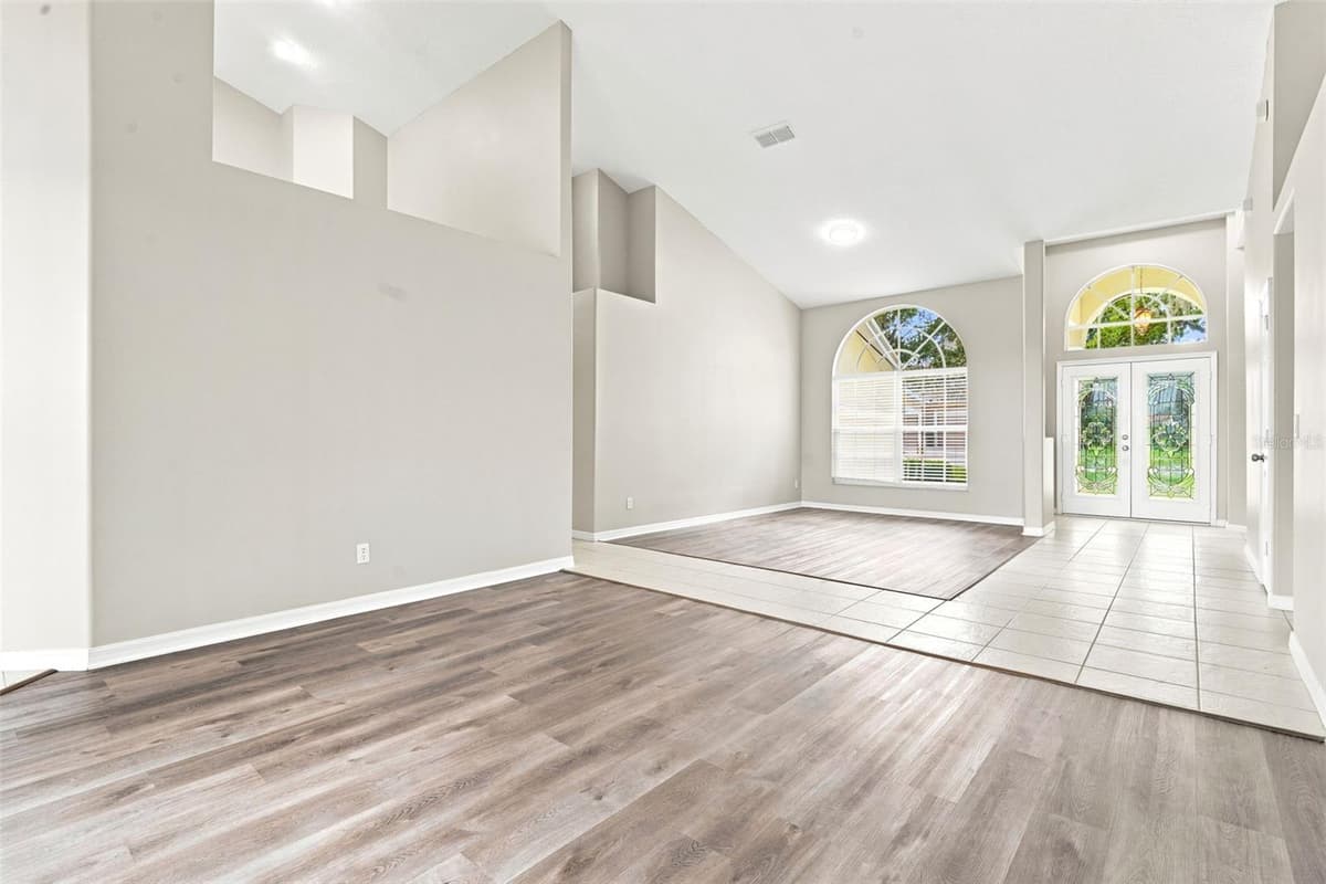 1526 CHERRY LAKE WAY — photo 5 of 81
