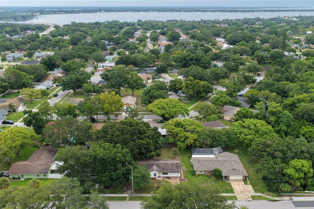 4104 BAY HILLS BOULEVARD — photo 30 of 31