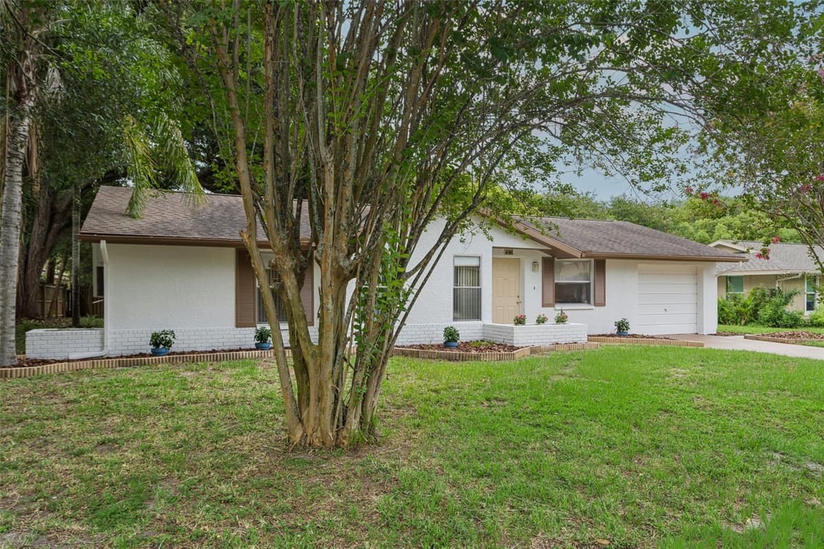 4104 BAY HILLS BOULEVARD — photo 4 of 31