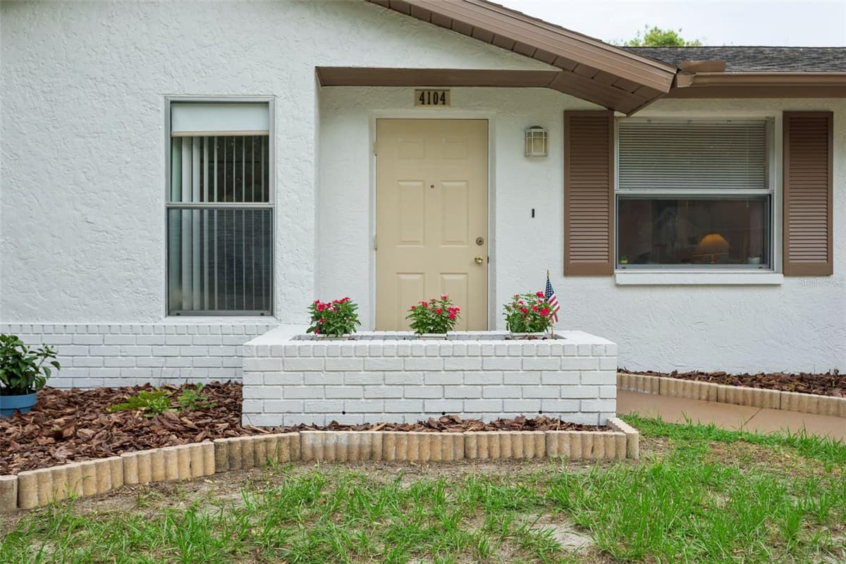 4104 BAY HILLS BOULEVARD — photo 5 of 31