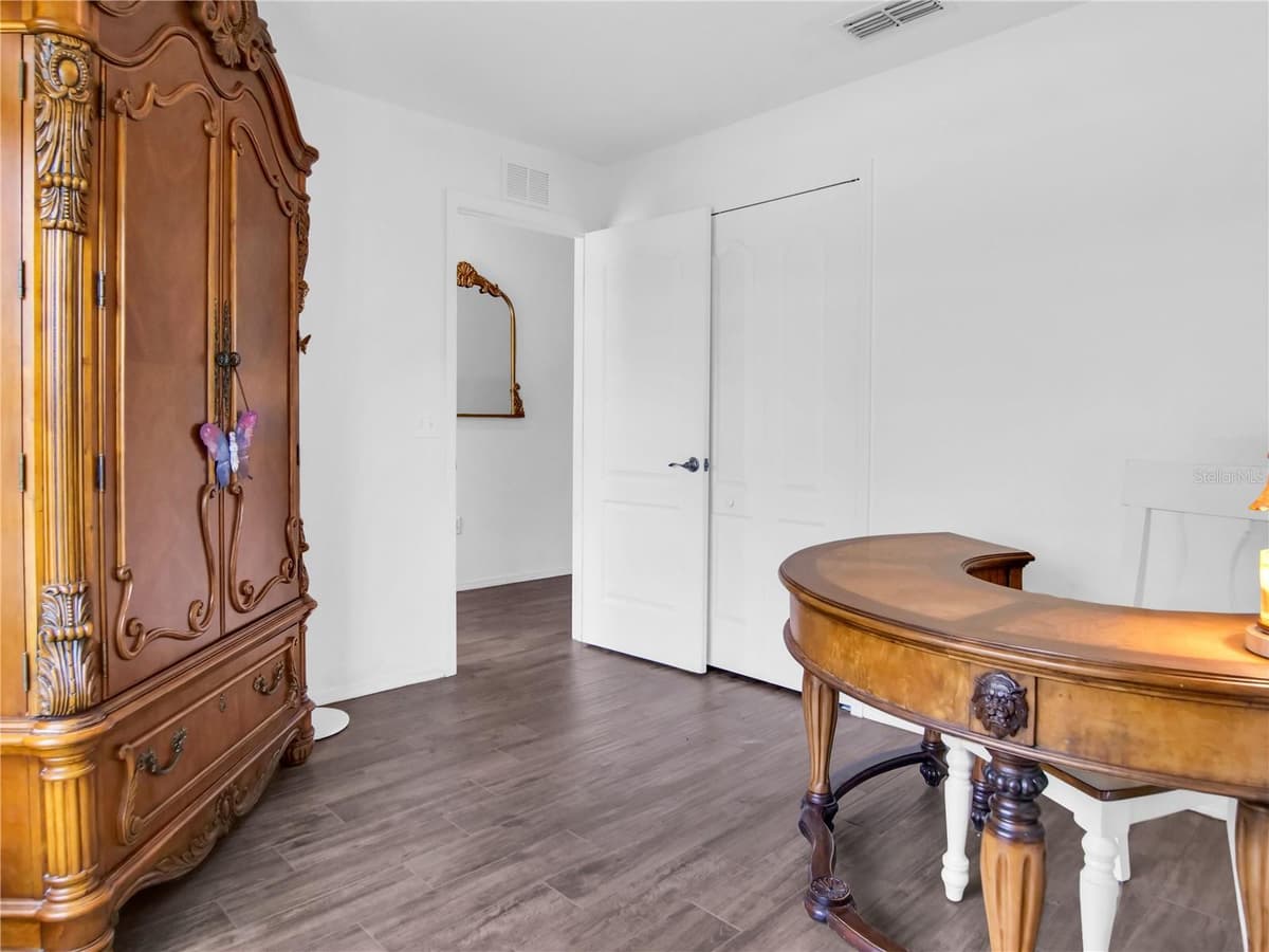 1601 TAYLOR LANDING DRIVE — photo 12 of 46