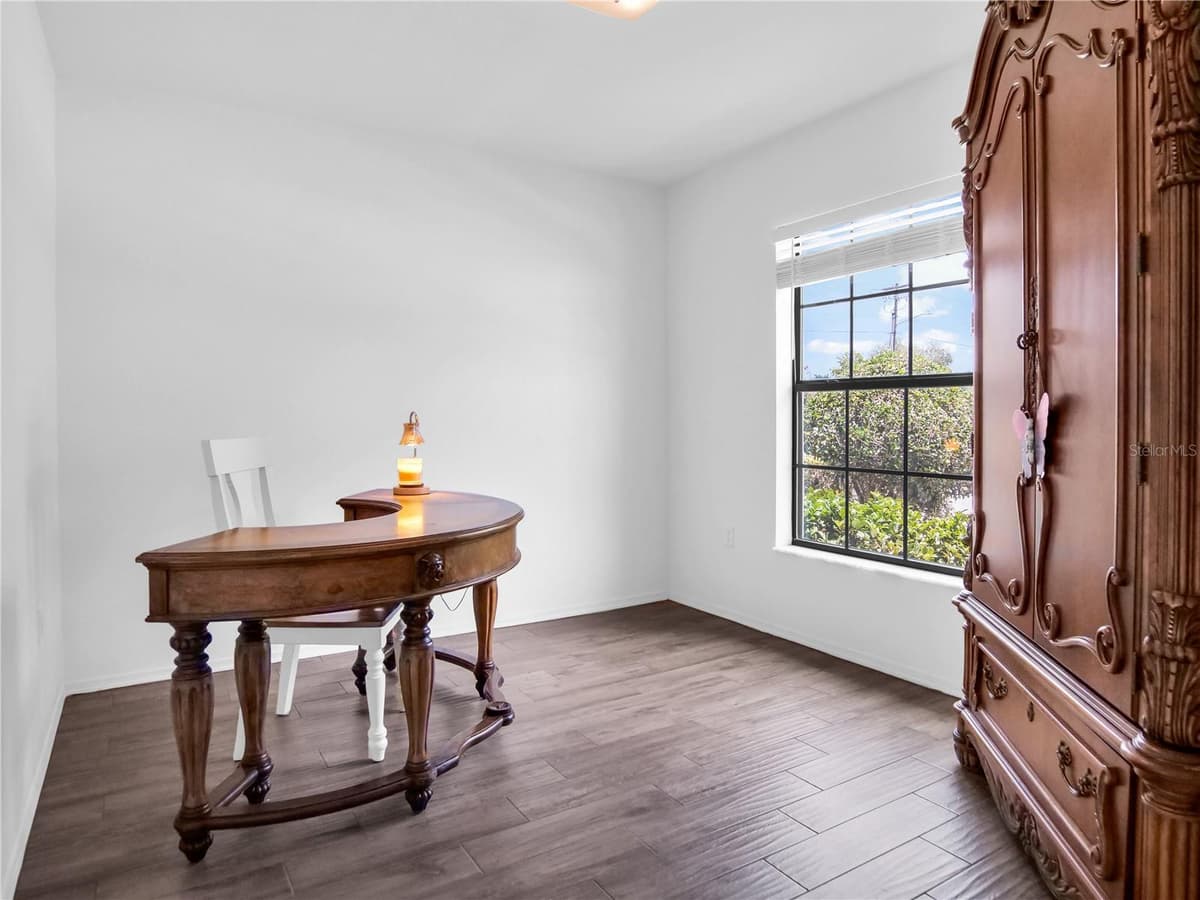 1601 TAYLOR LANDING DRIVE — photo 11 of 46