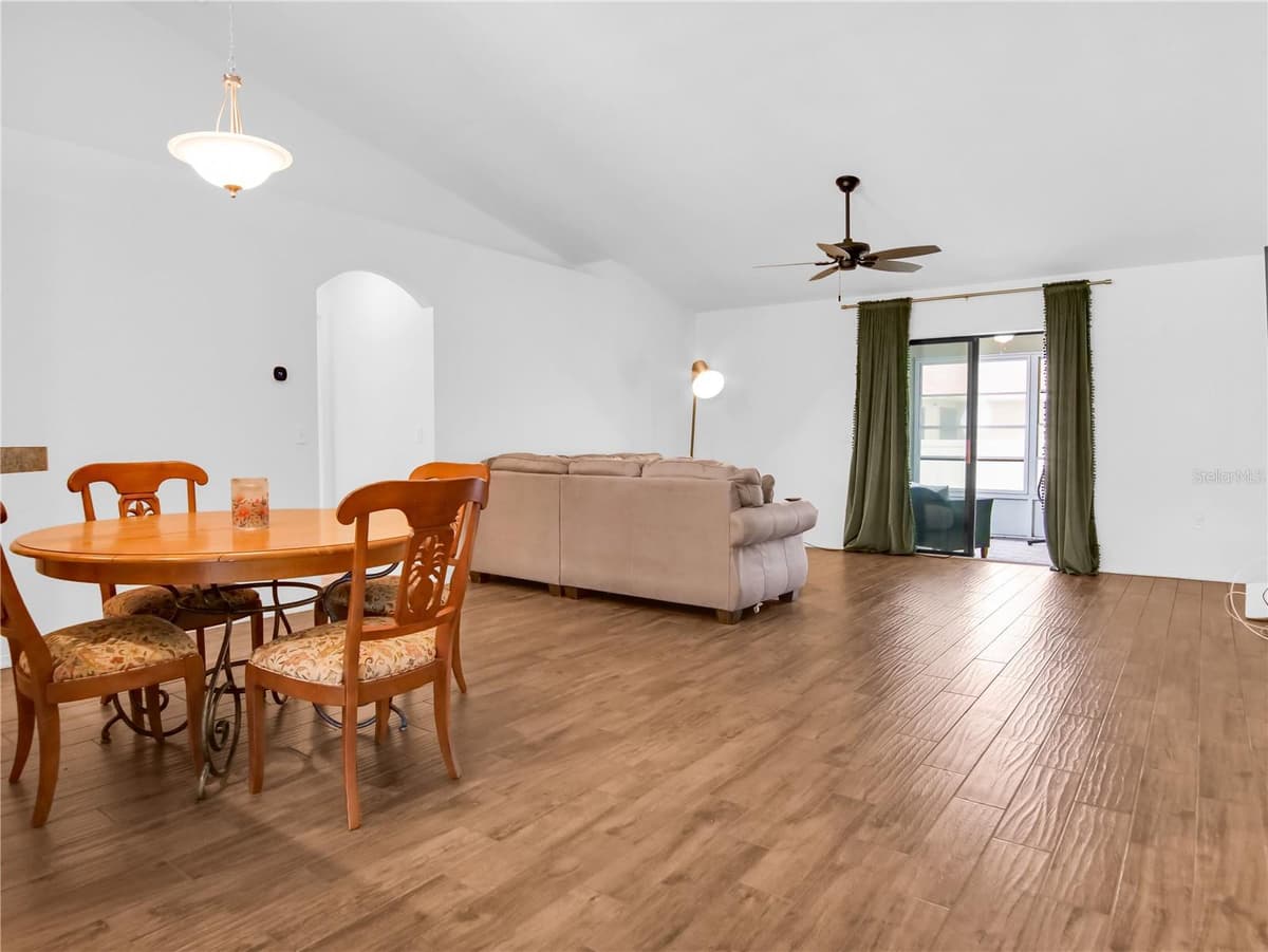 1601 TAYLOR LANDING DRIVE — photo 13 of 46