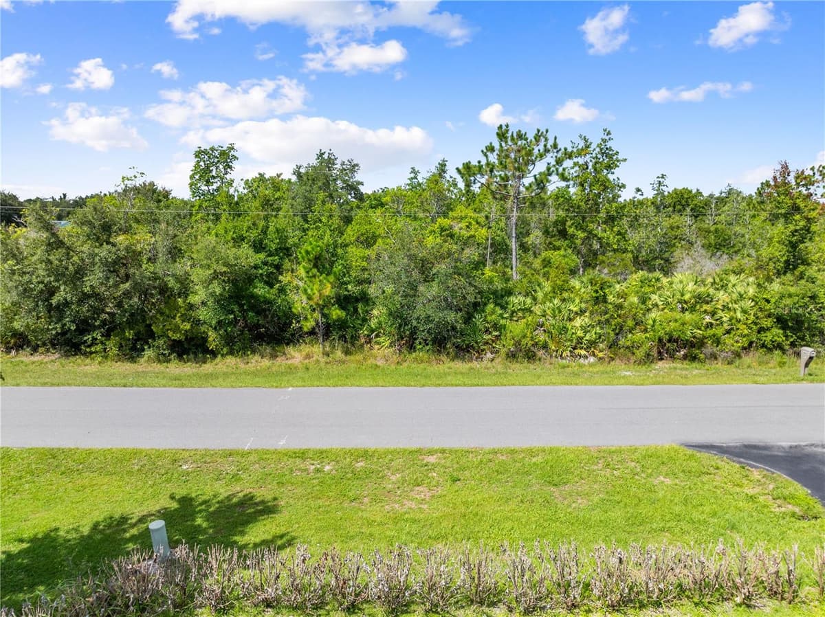 2240 BRONCO DR — photo 3 of 11
