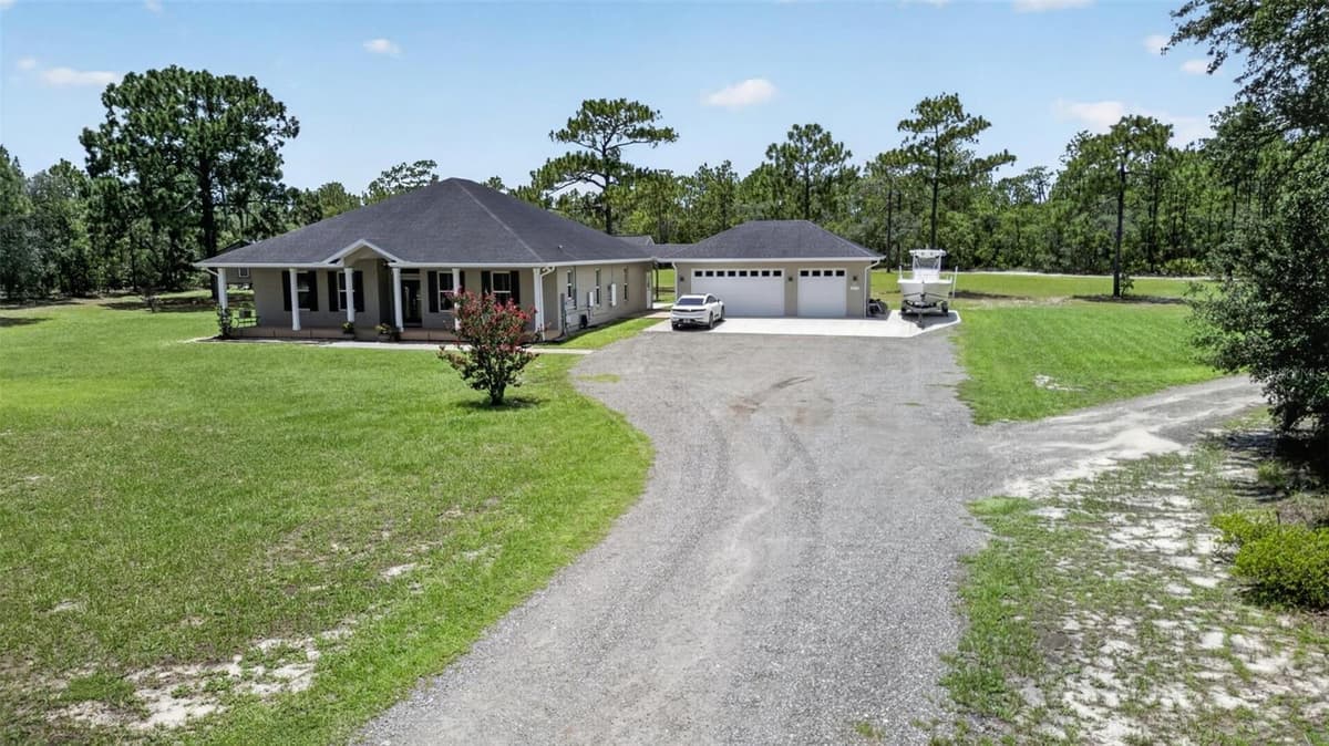 3274 BRAVO DRIVE — photo 3 of 41