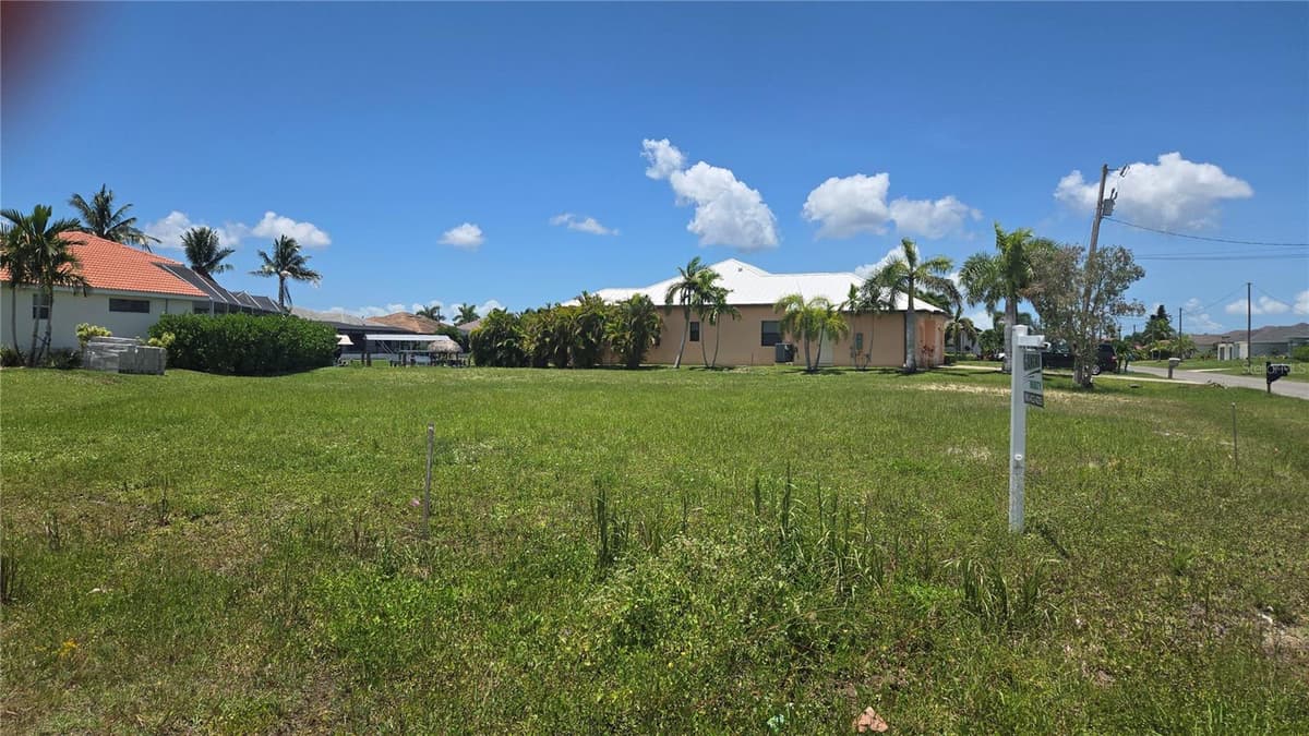 3600 2ND TERRACE — photo 10 of 11