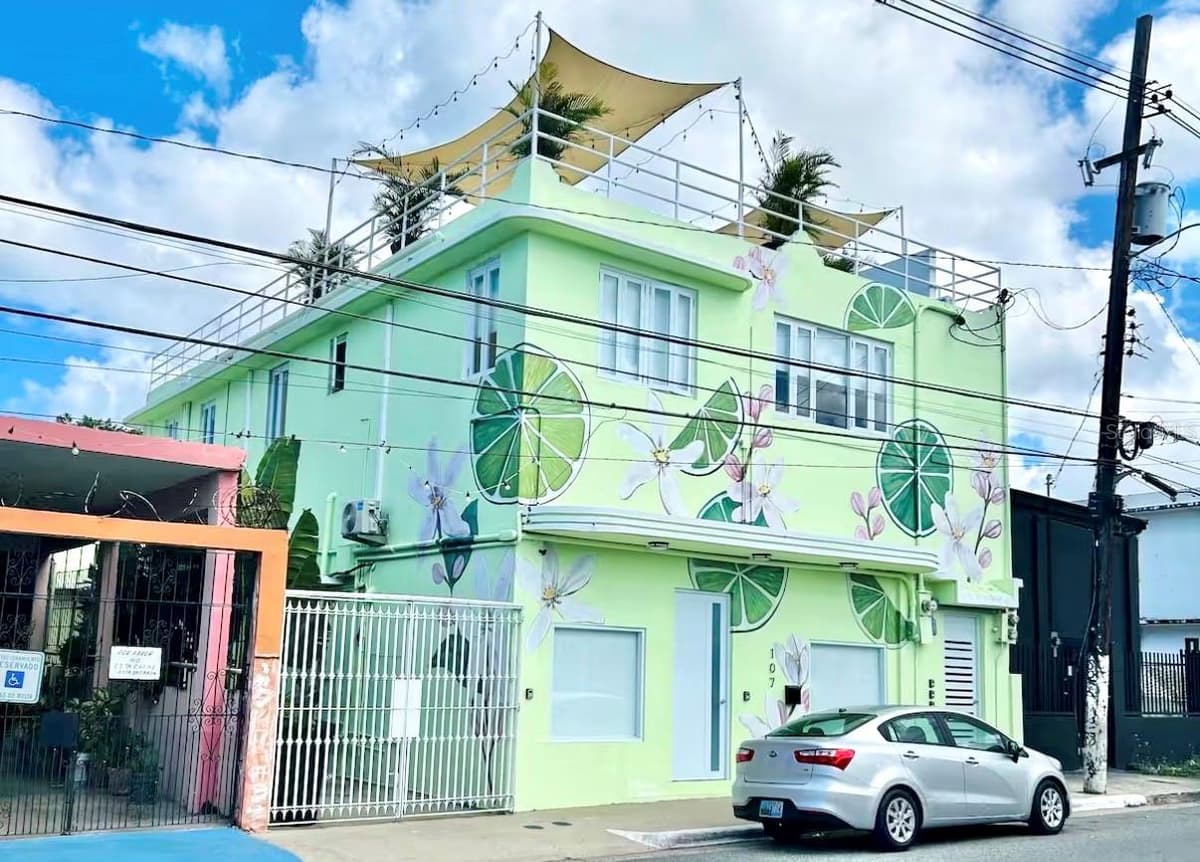 107 LOIZA — photo 1 of 31