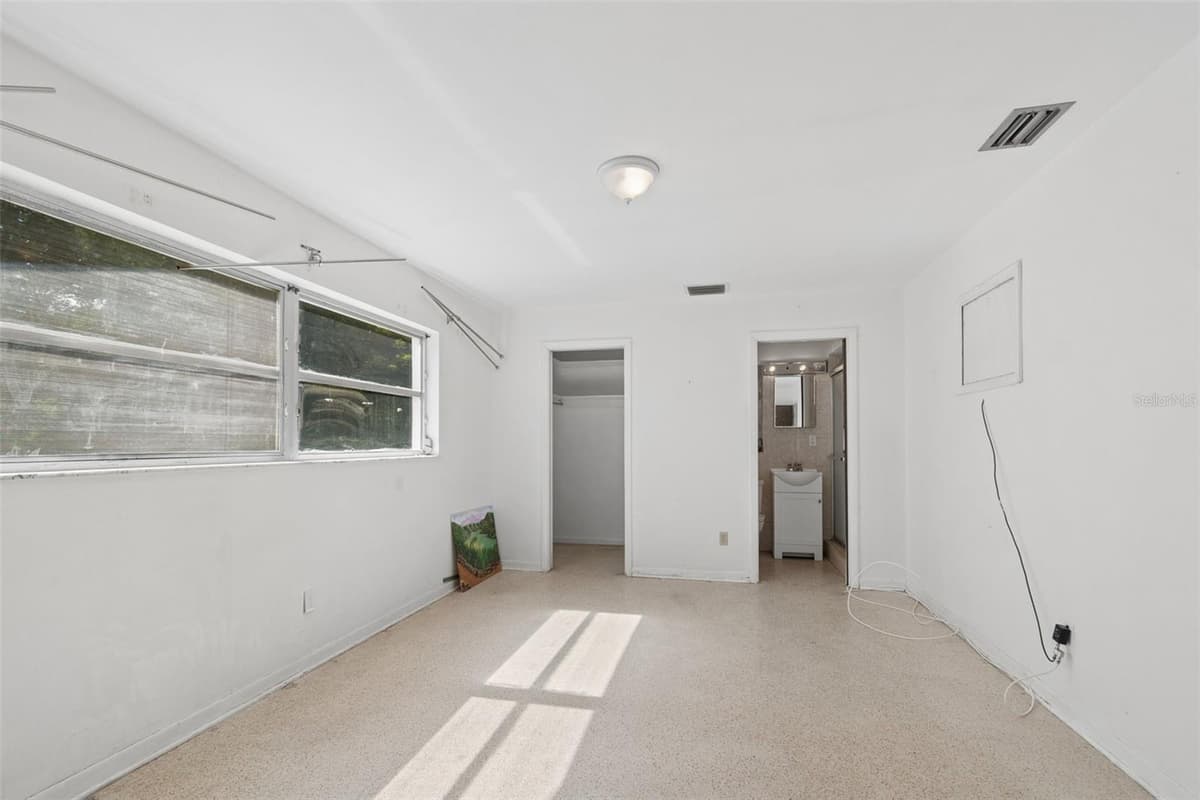 11435 OVAL DRIVE — photo 23 of 50