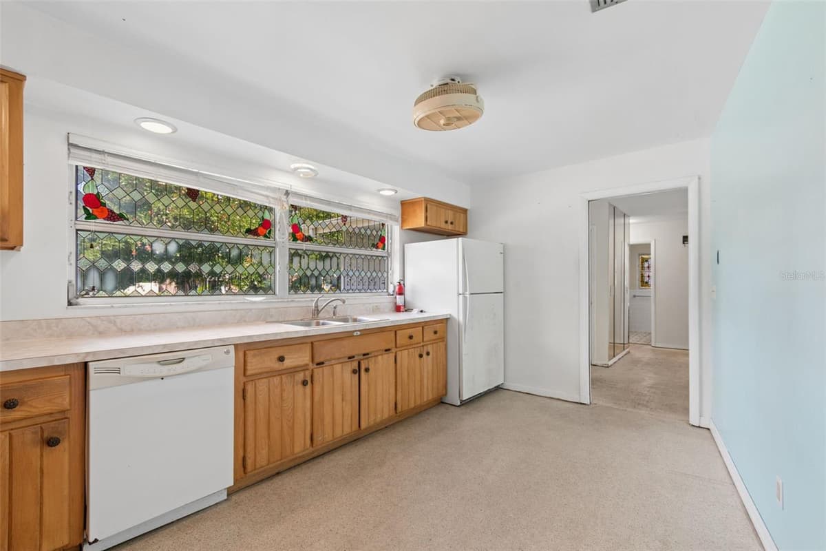11435 OVAL DRIVE — photo 12 of 50
