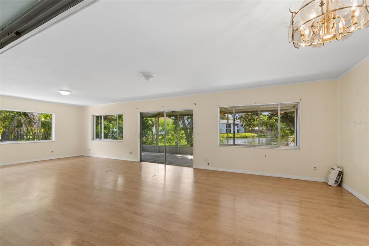 11435 OVAL DRIVE — photo 15 of 50