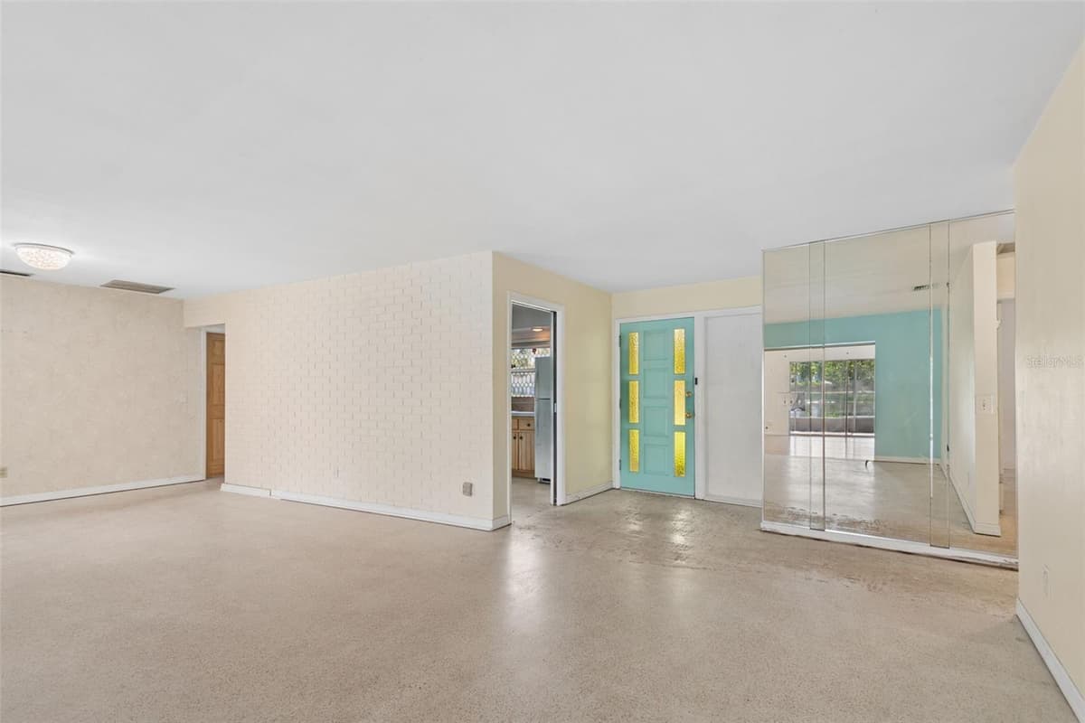 11435 OVAL DRIVE — photo 6 of 50