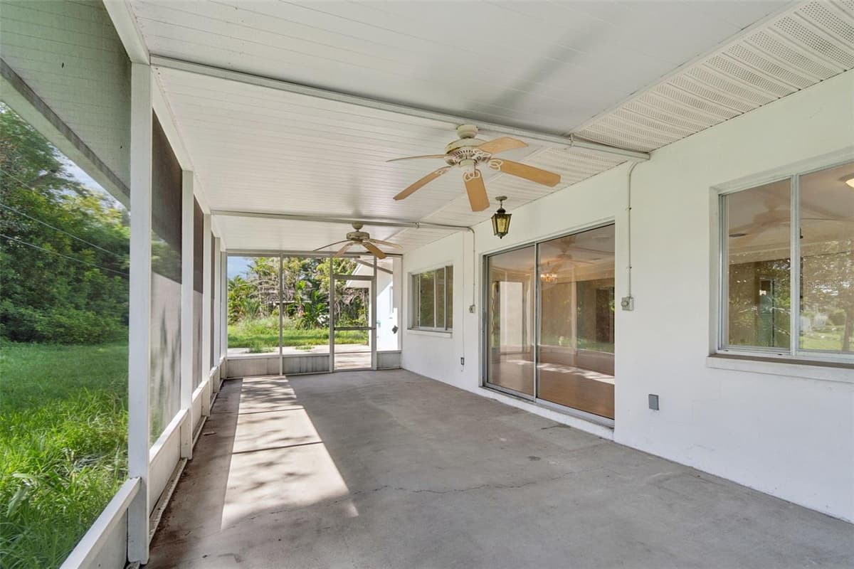 11435 OVAL DRIVE — photo 36 of 50