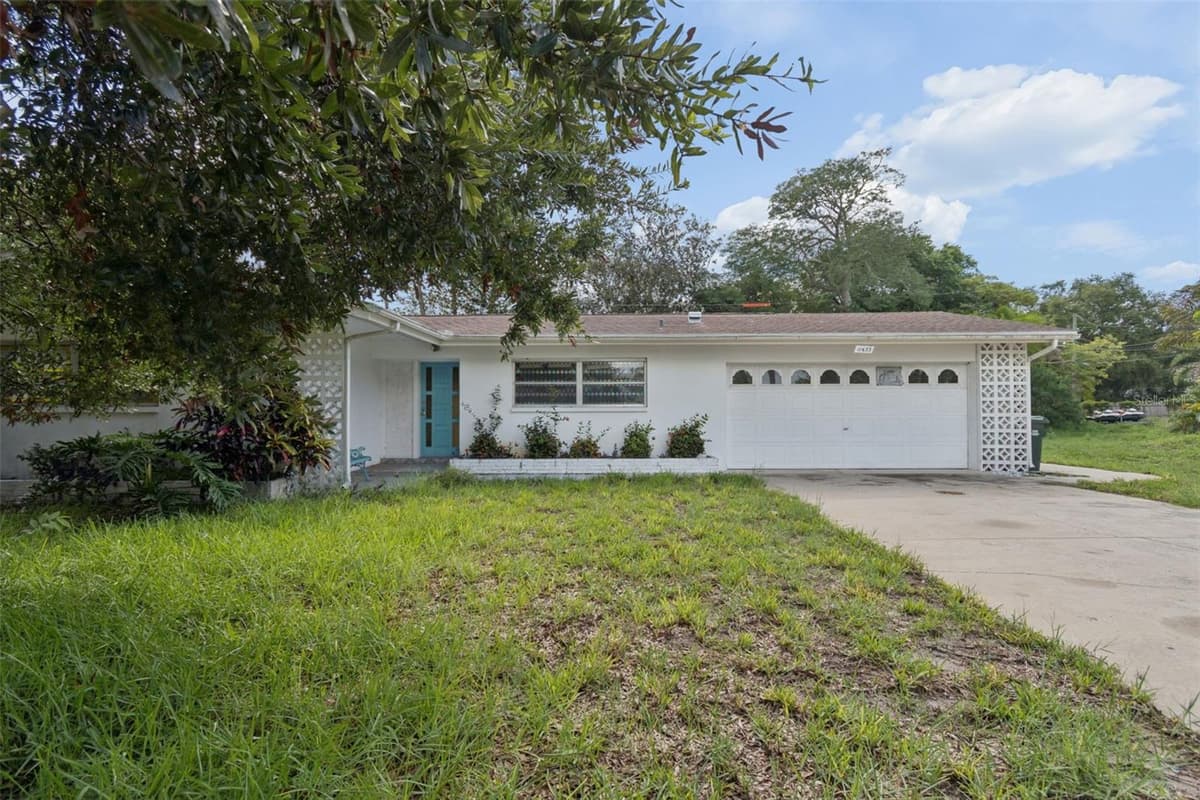 11435 OVAL DRIVE — photo 2 of 50