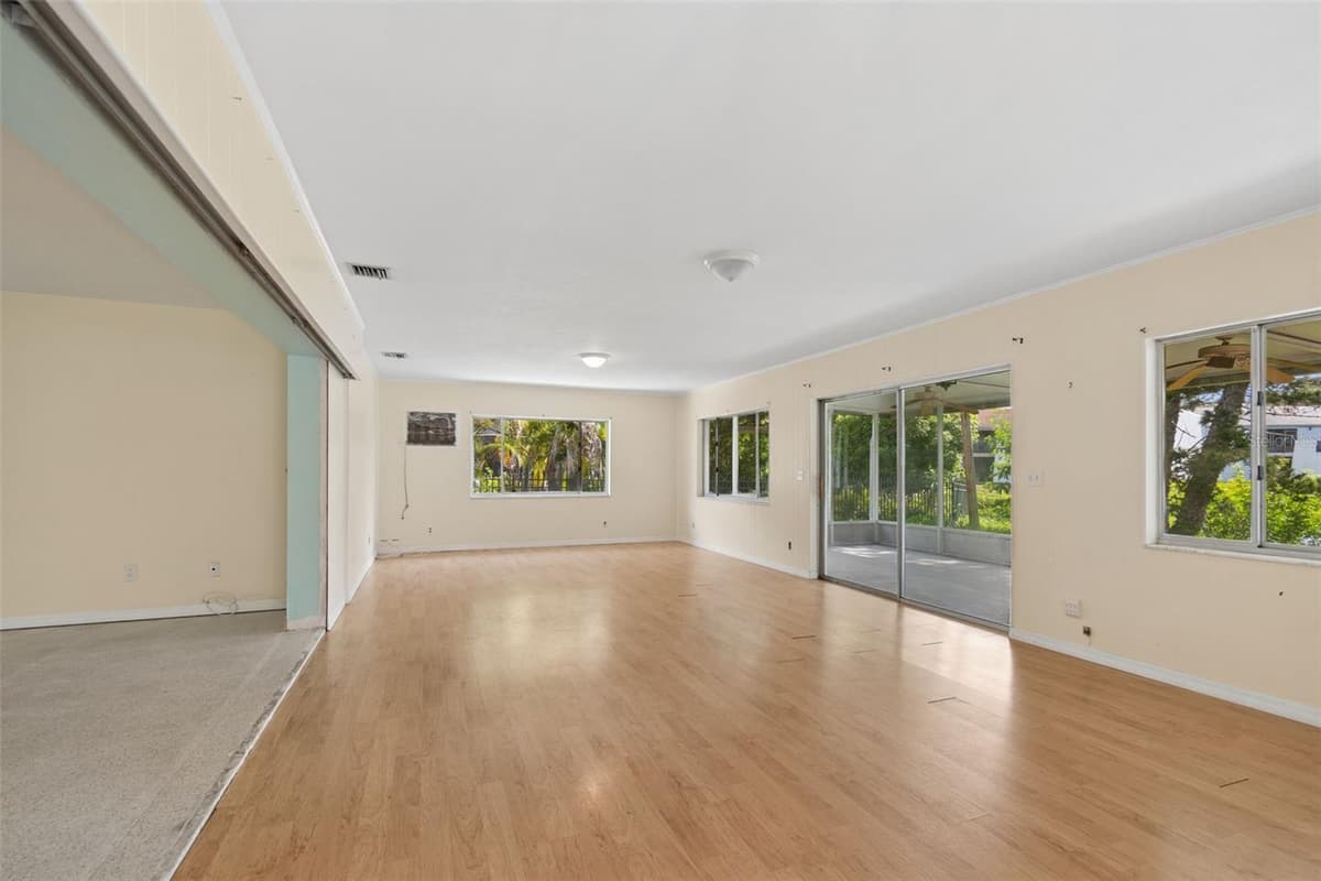 11435 OVAL DRIVE — photo 16 of 50