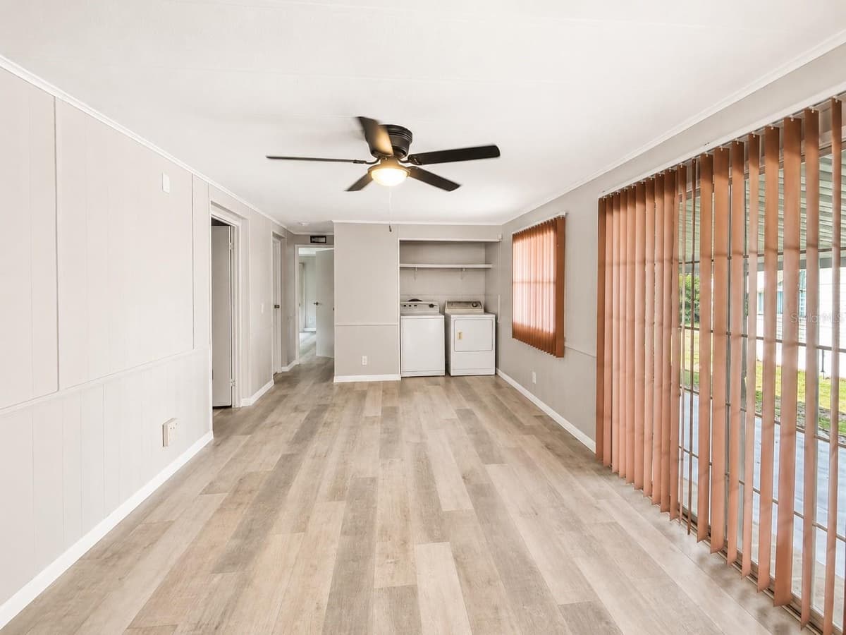 347 CANAL COURT — photo 4 of 28