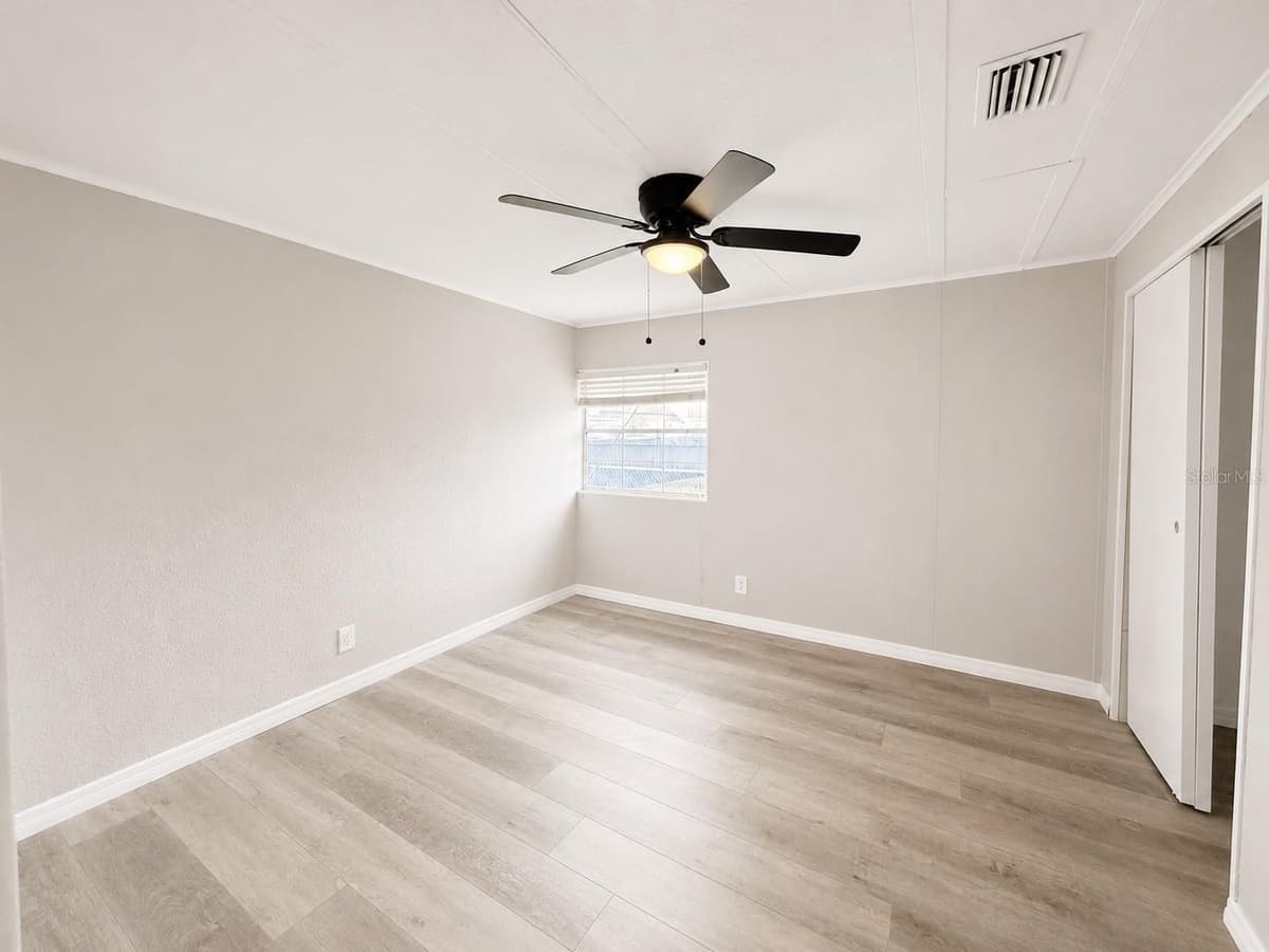 347 CANAL COURT — photo 14 of 28