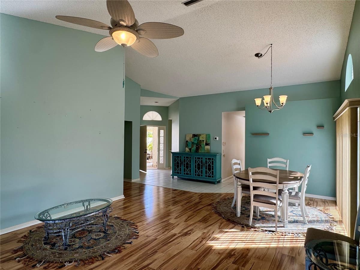 4720 PERIDIA BOULEVARD — photo 3 of 18