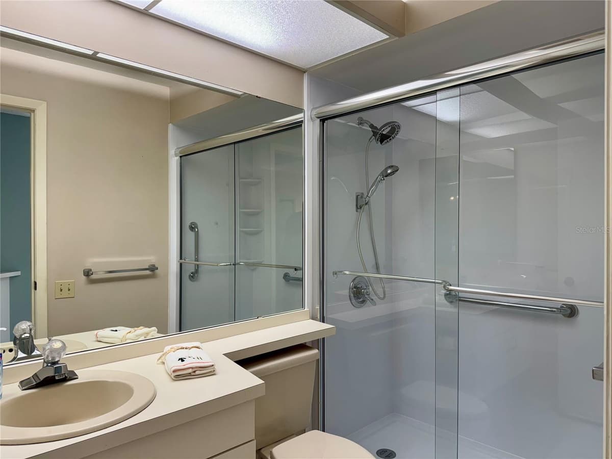 4720 PERIDIA BOULEVARD — photo 7 of 18