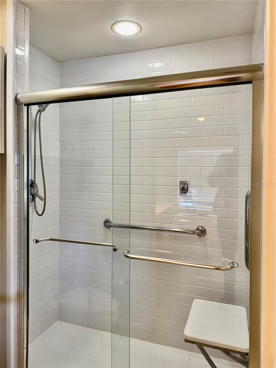 4720 PERIDIA BOULEVARD — photo 13 of 18