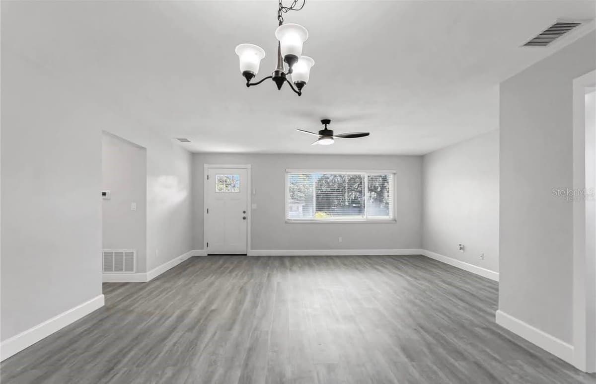 2036 NURSERY ROAD — photo 6 of 17
