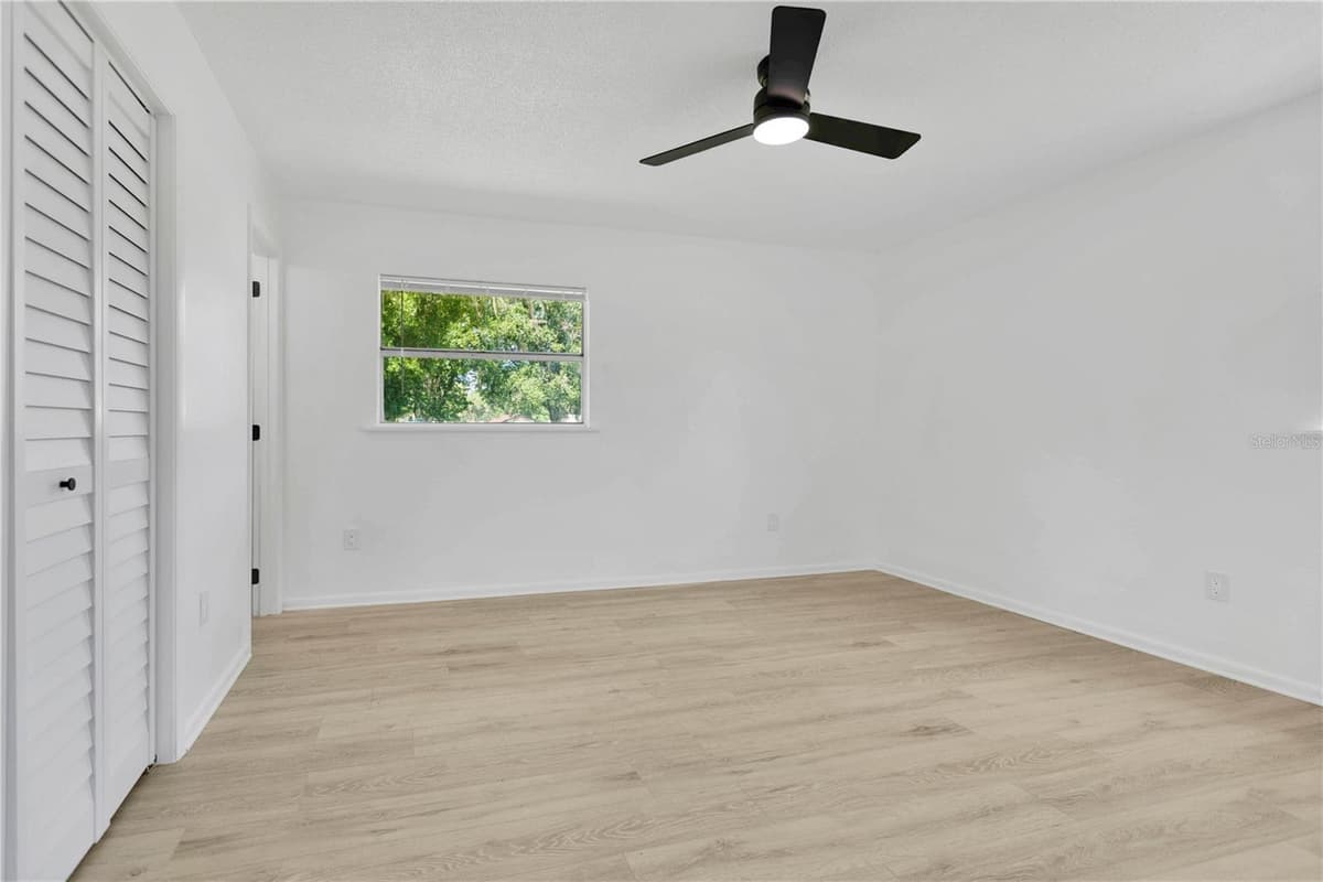 6625 HATCHER ROAD — photo 12 of 41
