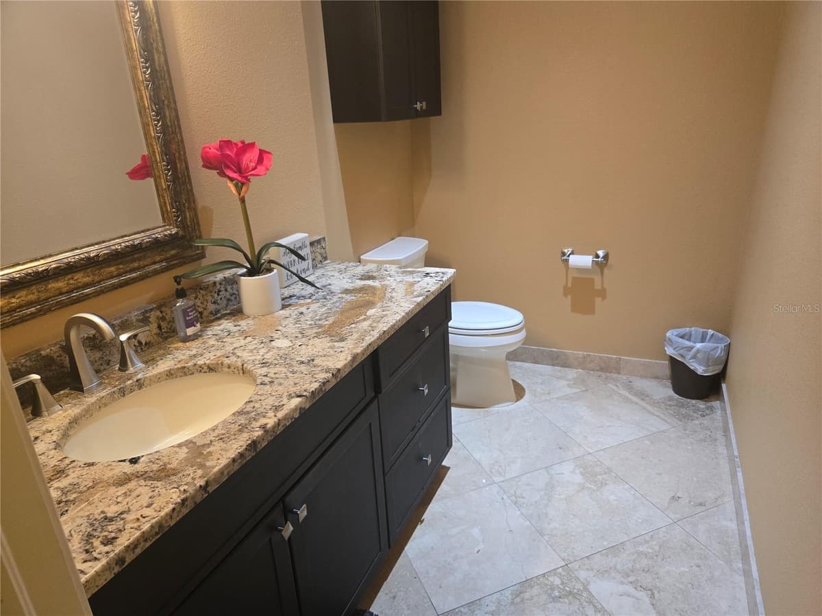 6318 301 HIGHWAY — photo 8 of 11