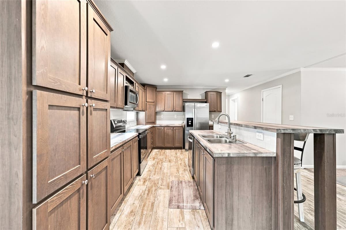 6839 LUMBERTON ROAD — photo 15 of 60