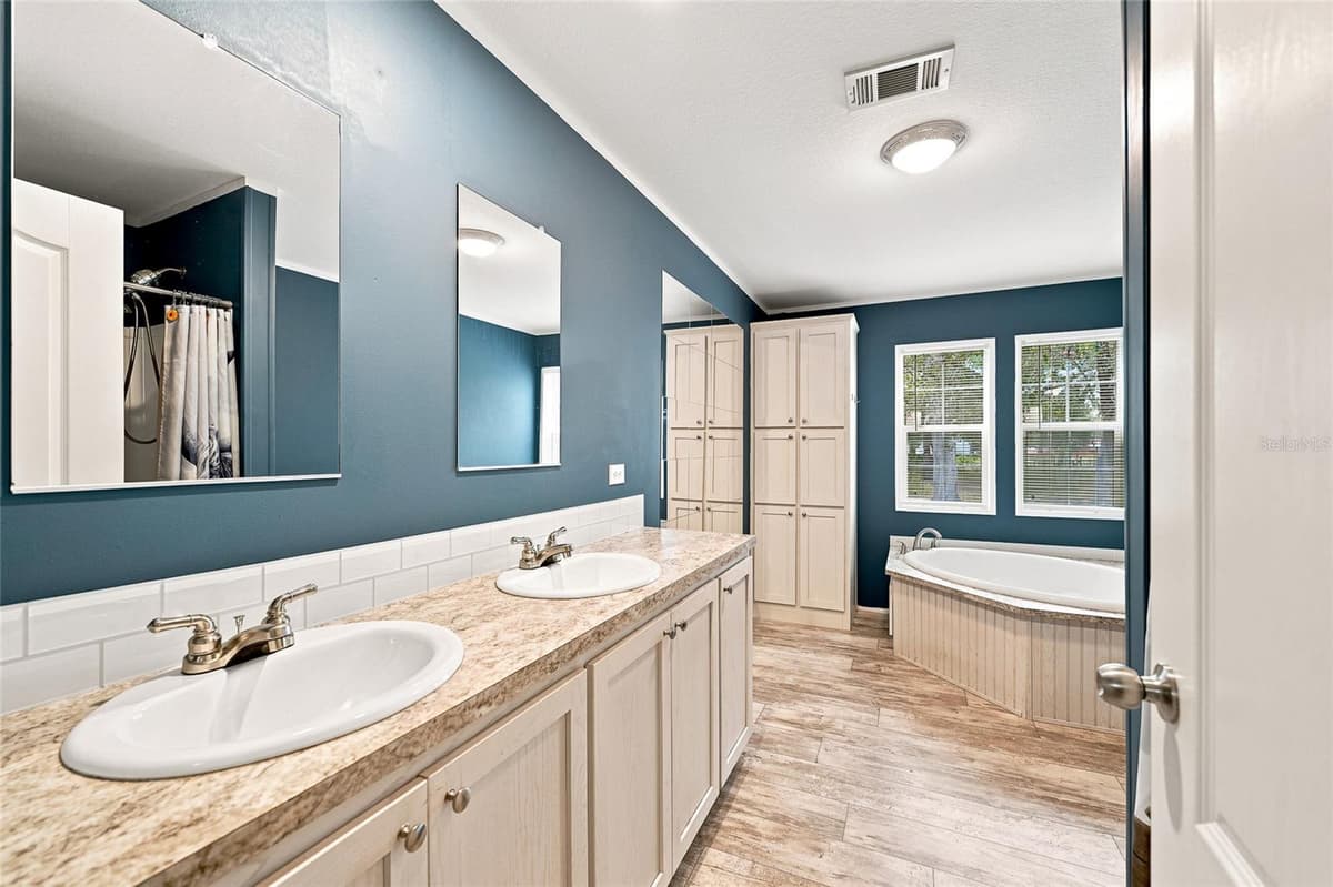 6839 LUMBERTON ROAD — photo 37 of 60