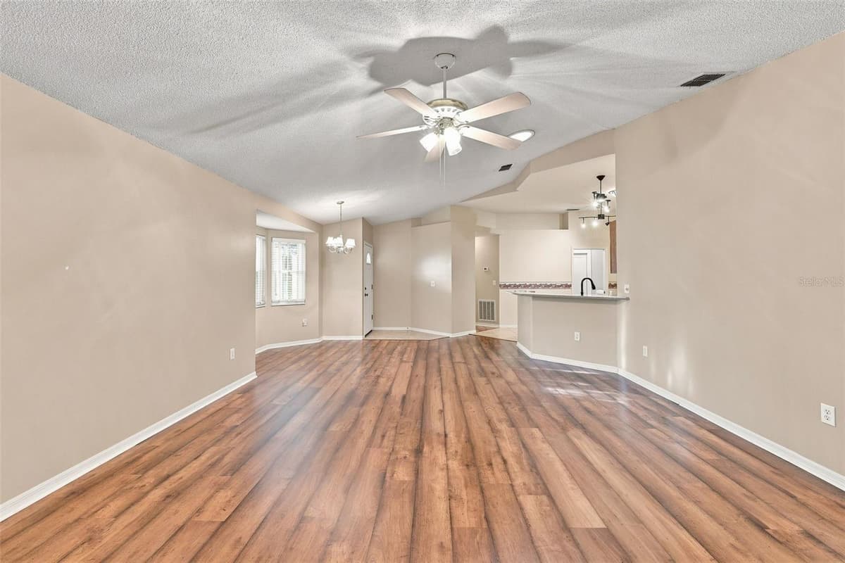 2401 NANTUCKET GLEN PLACE — photo 12 of 90
