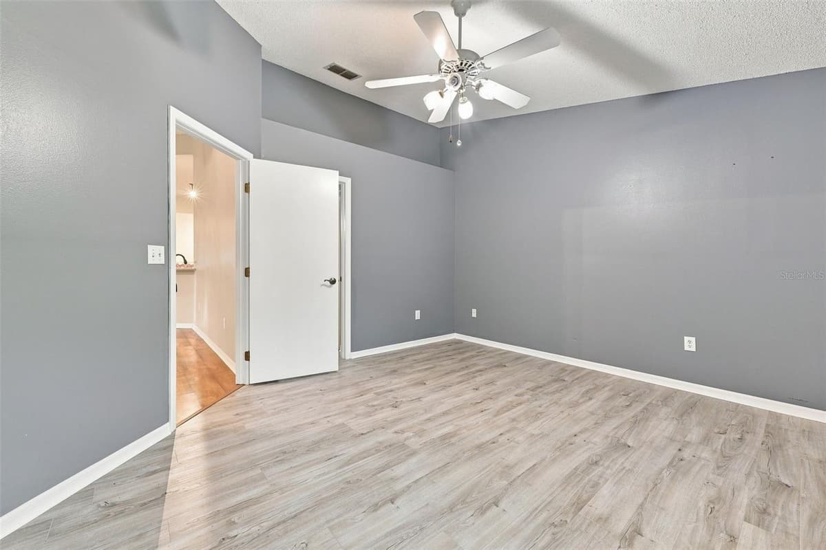 2401 NANTUCKET GLEN PLACE — photo 24 of 90