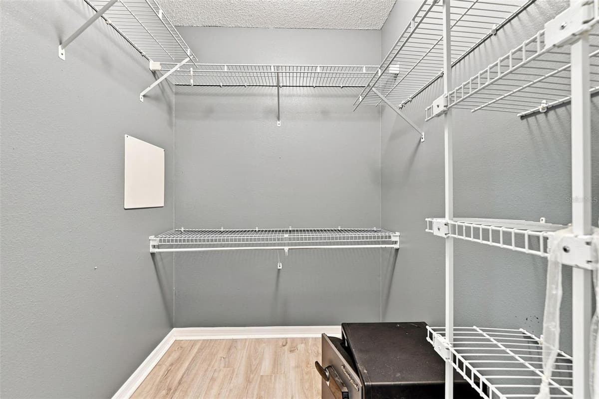 2401 NANTUCKET GLEN PLACE — photo 29 of 90