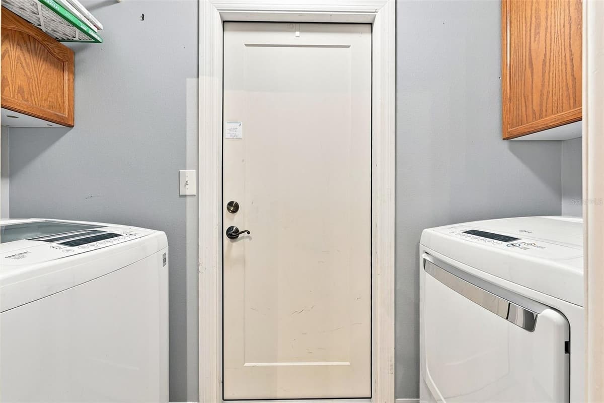 2401 NANTUCKET GLEN PLACE — photo 32 of 90