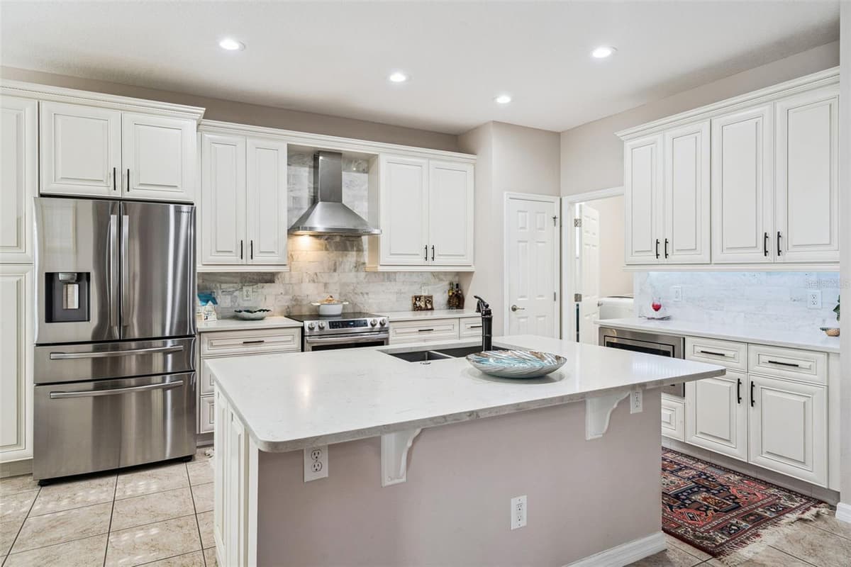 3918 WATERSEND DRIVE — photo 15 of 48