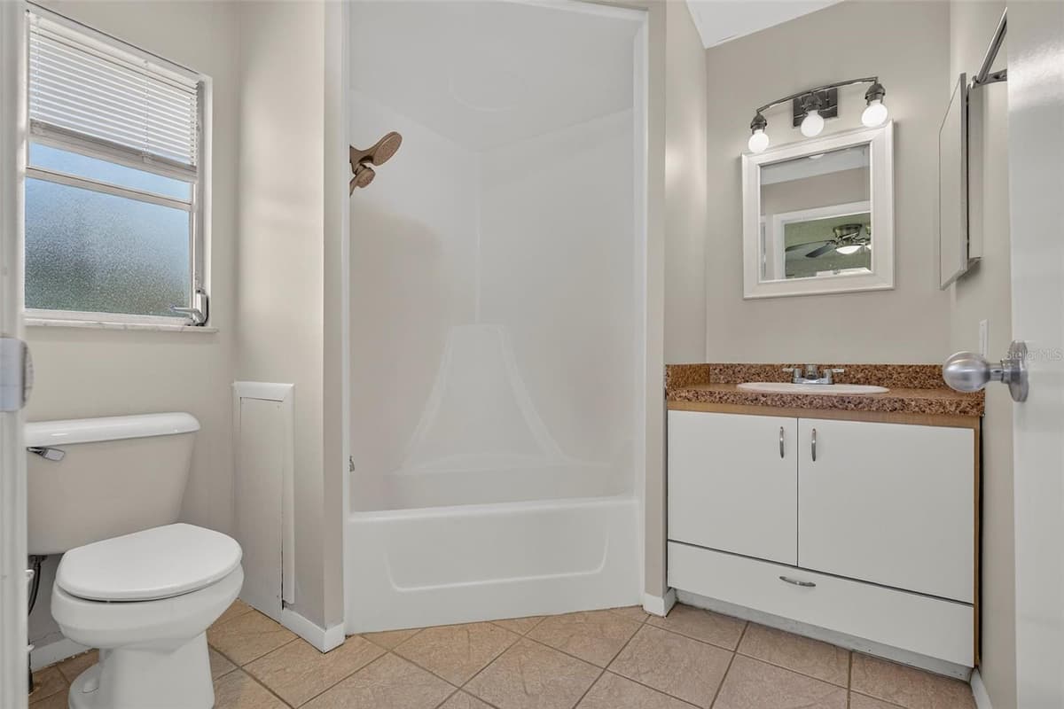 7502 POND CIRCLE — photo 20 of 73