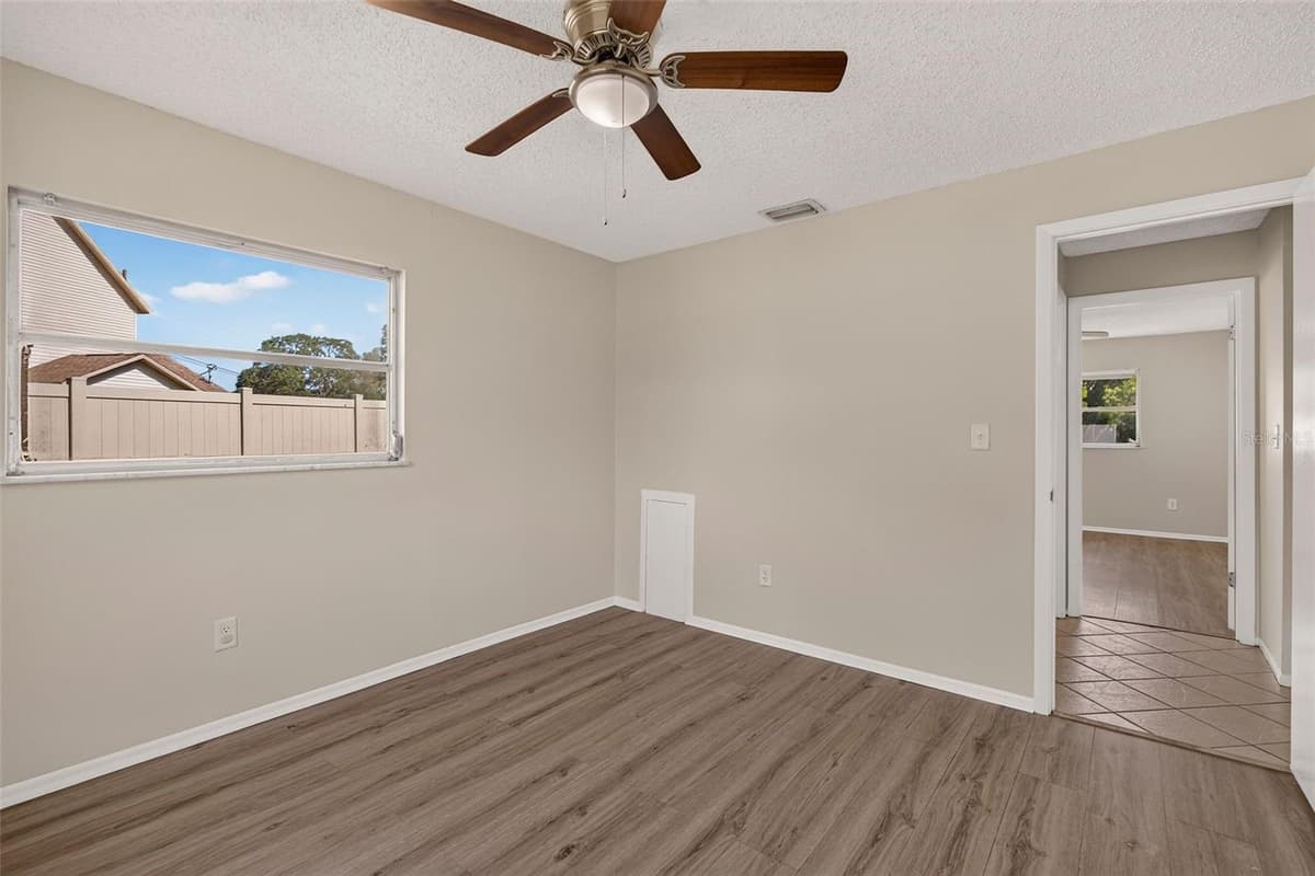 7502 POND CIRCLE — photo 22 of 73
