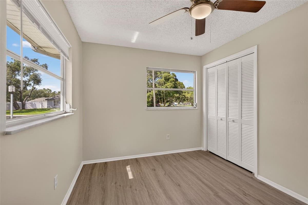 7502 POND CIRCLE — photo 26 of 73