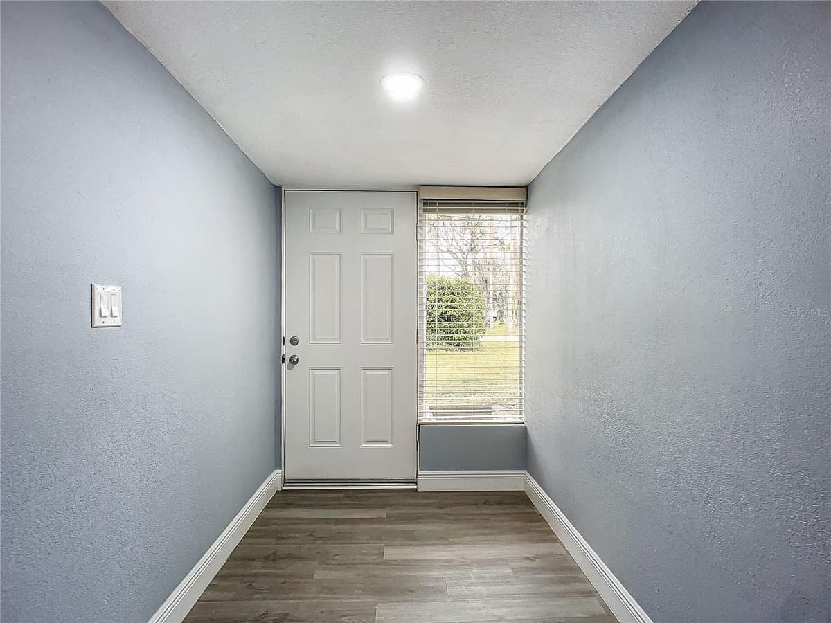 608 POWERS AVENUE — photo 26 of 27