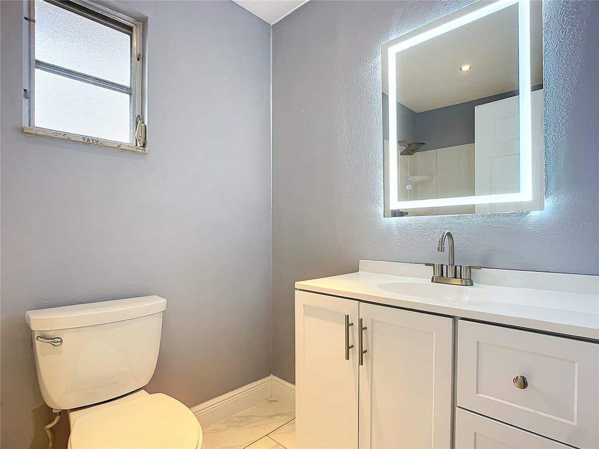 608 POWERS AVENUE — photo 11 of 27
