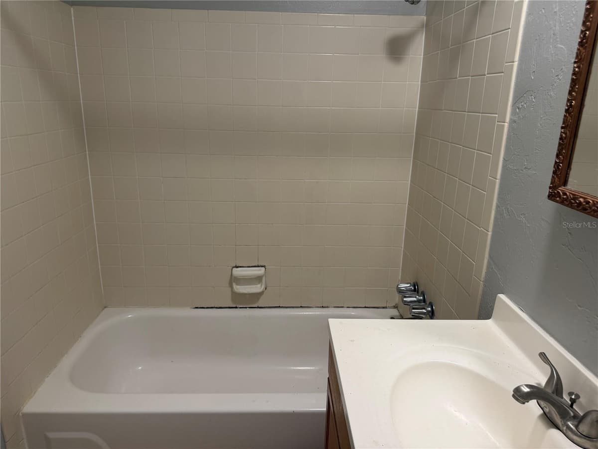 2811 ARCHER ROAD — photo 6 of 8